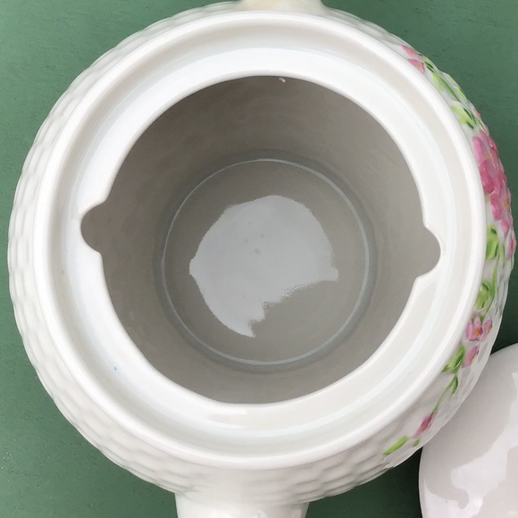 Vintage 1985 Teleflora Teapot Basketweave Flowers EUC - Picture 6 of 13